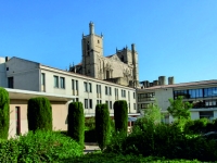 Jardin et terrasse au CIS Narbonne