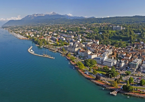 Photo de vue panoramique de la ville Evian