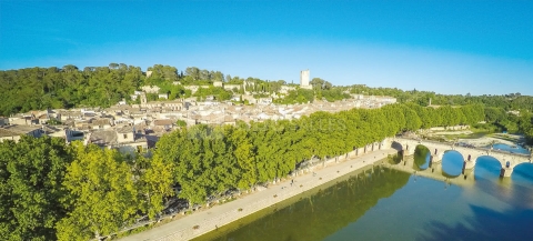 Sommières, cité médiévale de caractère idéalement située entre Nîmes et Montpellier